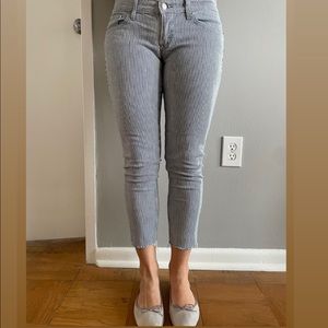 Levi’s 524 Skinny Striped Jeans 💙